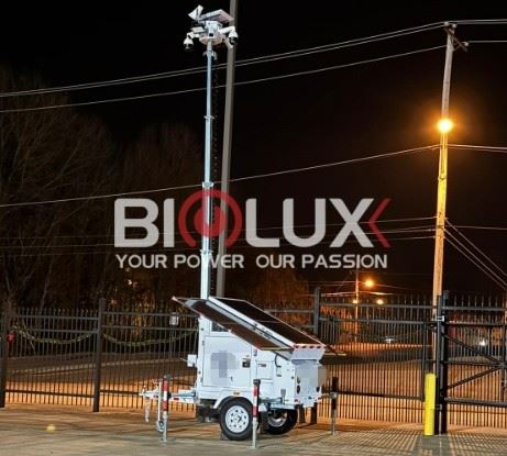 Customers Love It 3panels Solar Surveillance Trailer With Camera From China Factory